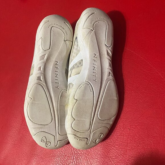 Nfinity Vengeance Cheer Shoes Women's Size 9.5 & Shoe Bag - Picture 4 of 5